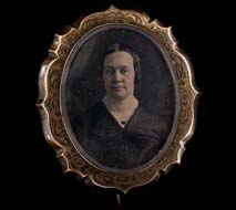 Daguerreotype Pin, 1848. Gift of Radclyffe F. Thompson.